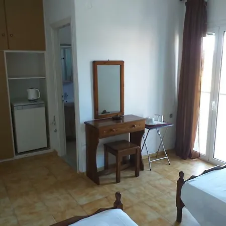 Sam΄S Rooms Agios Georgios  Exterior photo