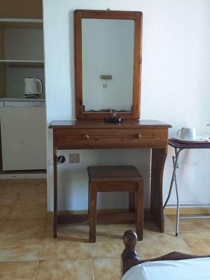 Sam΄s * Agios Georgios (Corfu)